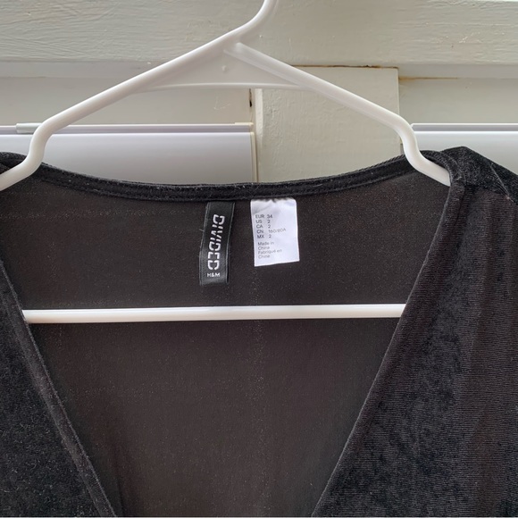 H&M Velvet dress - Picture 3 of 3